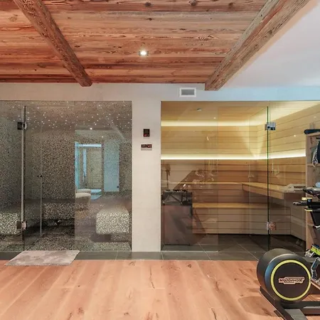 Five Bedrooms All With Fantastic Mountain Views * شامونكس