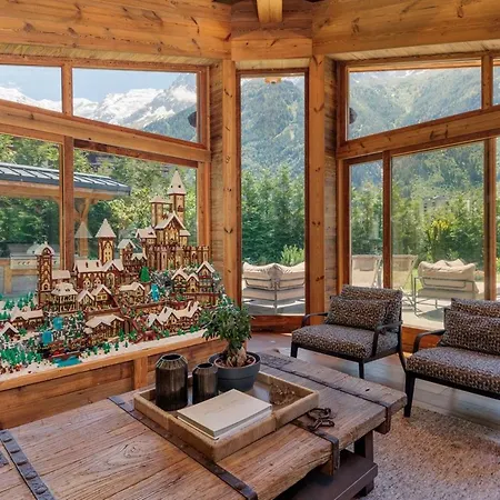 Five Bedrooms All With Fantastic Mountain Views شامونكس