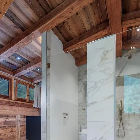 Five Bedrooms All With Fantastic Mountain Views بيت للعطل شامونكس